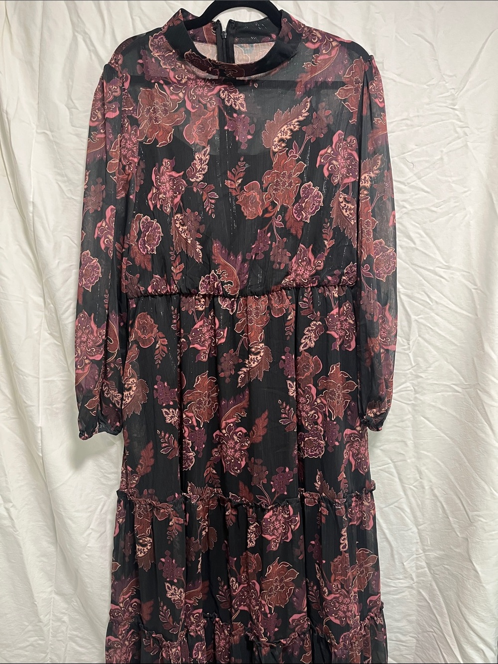 Lost + Wander Black Maxi Dress with Mauve Floral Print